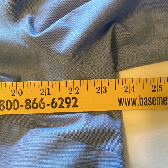 Talbots No Iron Chambray Shirt Size 18 WP - Picture 8 of 8